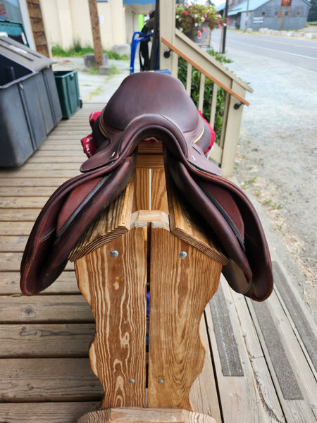 17.5" CWD SE01 Jump Saddle
