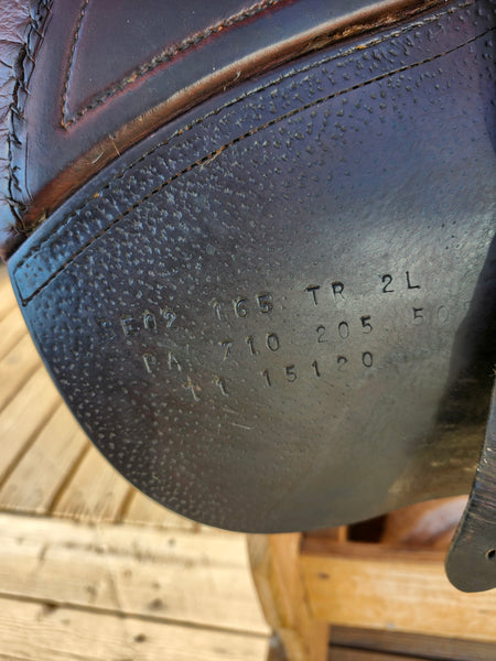16.5" CWD SE02 Semi-Deep Jump saddle