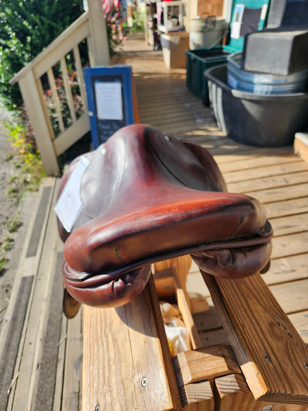 16.5" CWD SE02 Semi-Deep Jump saddle