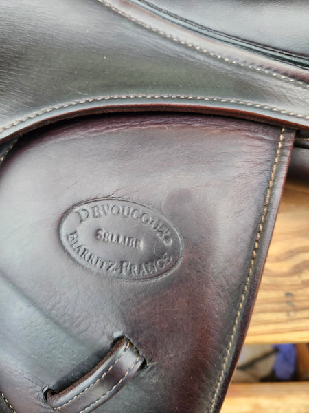 18.5" Devoucoux Chiberta jump saddle