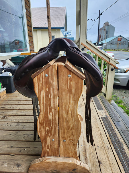 18.5" Devoucoux Chiberta jump saddle