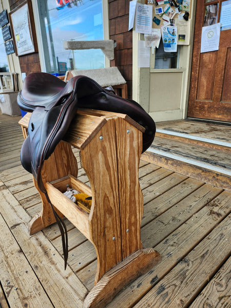18.5" Devoucoux Chiberta jump saddle