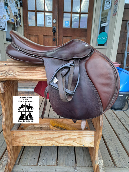17" Bates Close Contact Saddle
