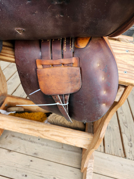 16" Hermes Close Contact Jump Saddle