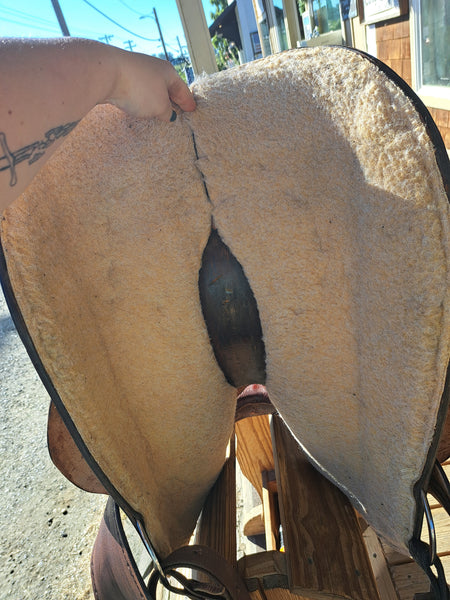 16" Dakota Saddlery Pleasure Flex Western Saddle