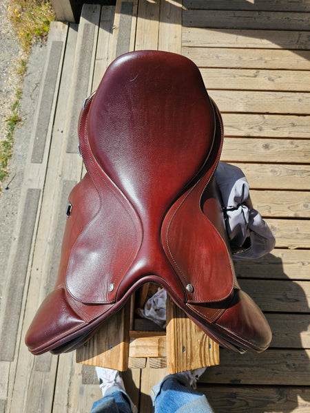 16.5" Bates Caprilli Close Contact Jump Saddle