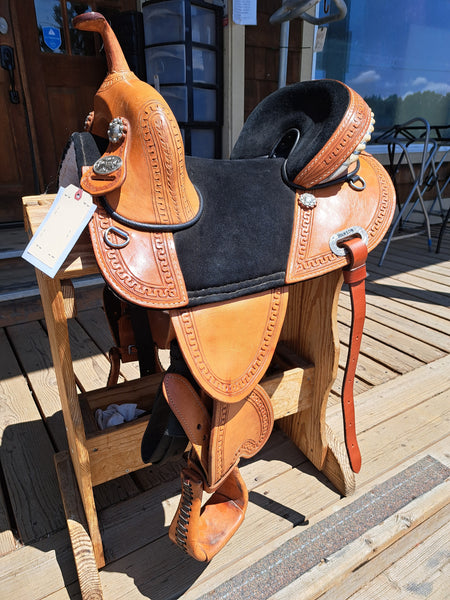 15" Hilason Treeless Barrel Racing Saddle