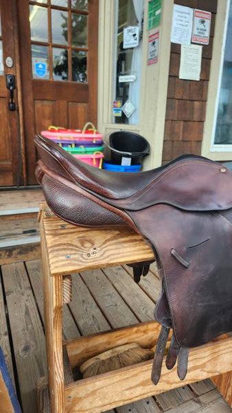 17.5" Bates Caprilli Close Contact Jump Saddle