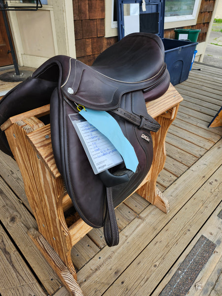 18" CWD Mademoiselle 2Gs Saddle
