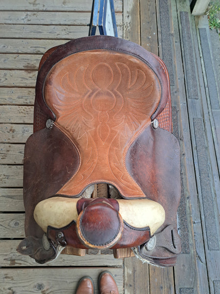 16" Simco Roping Saddle