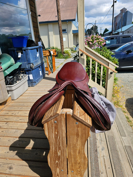 16.5" Bates Caprilli Close Contact Jump Saddle