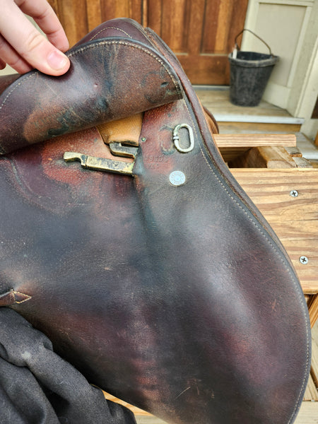 16" Hermes Close Contact Jump Saddle