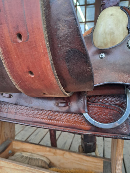 16" Simco Roping Saddle