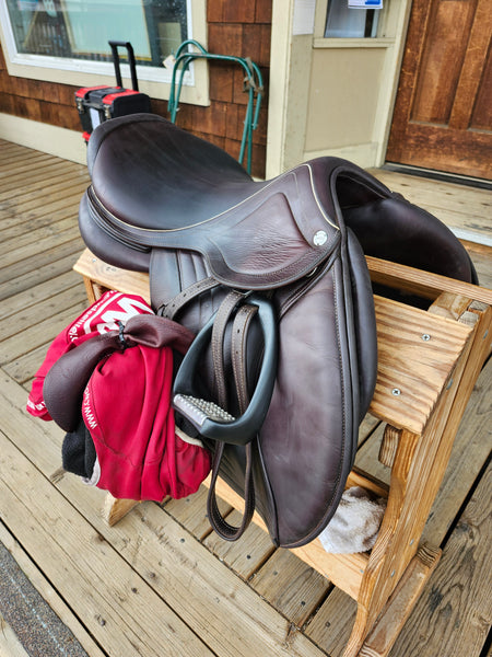 18" CWD Mademoiselle 2Gs Saddle