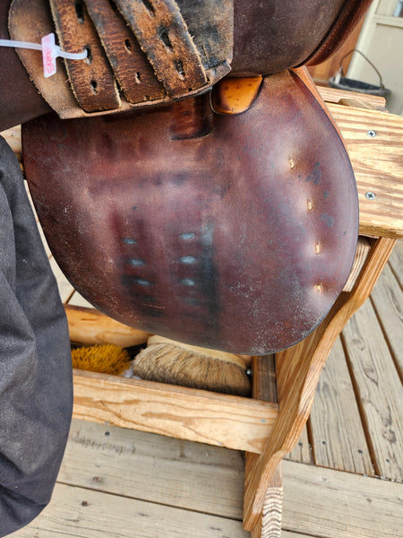 16" Hermes Close Contact Jump Saddle