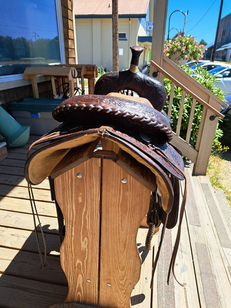 16" Circle Y Cutting Saddle