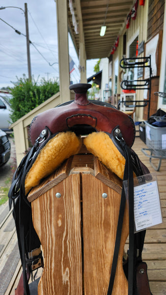 15" Synergist Western Trail Saddle