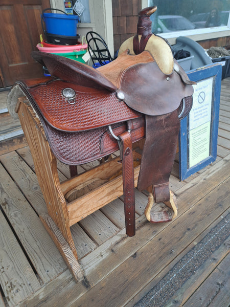 16" Simco Roping Saddle