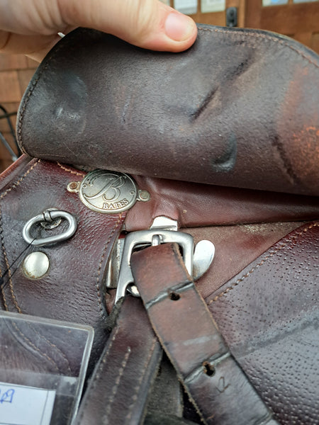 17" Bates Close Contact Saddle