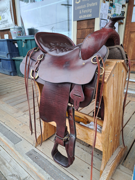 16.5" Tucker Cheyenne Frontier Western Trail Saddle