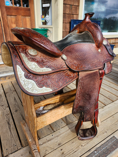 16" Champion Turf Show Saddle