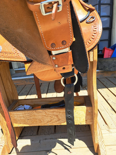 15" Hilason Treeless Barrel Racing Saddle