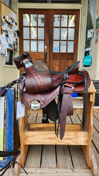 15" Synergist Western Trail Saddle