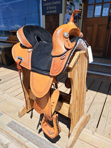15" Hilason Treeless Barrel Racing Saddle