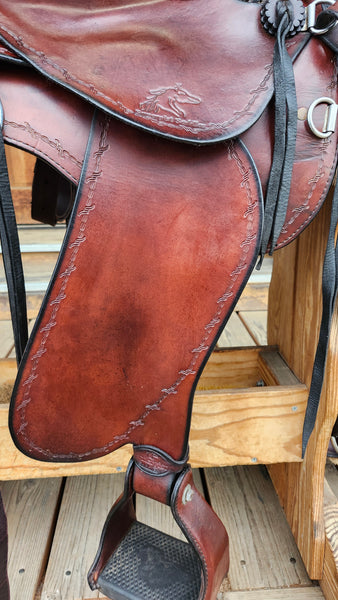 15" Synergist Western Trail Saddle