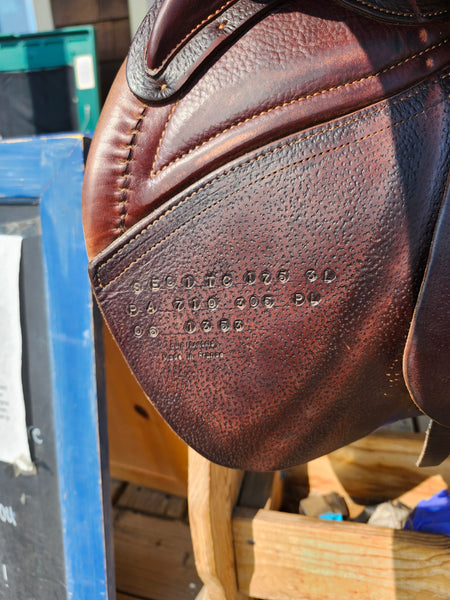 17.5" CWD SE01 Close Contact Jump