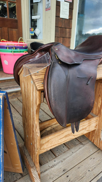 17.5" Bates Caprilli Close Contact Jump Saddle