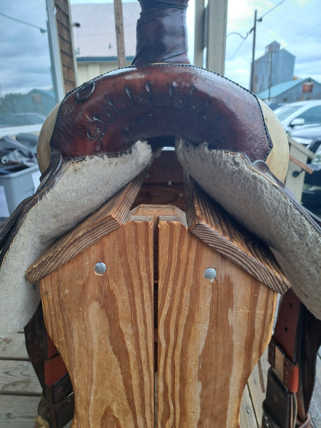 16" Simco Roping Saddle