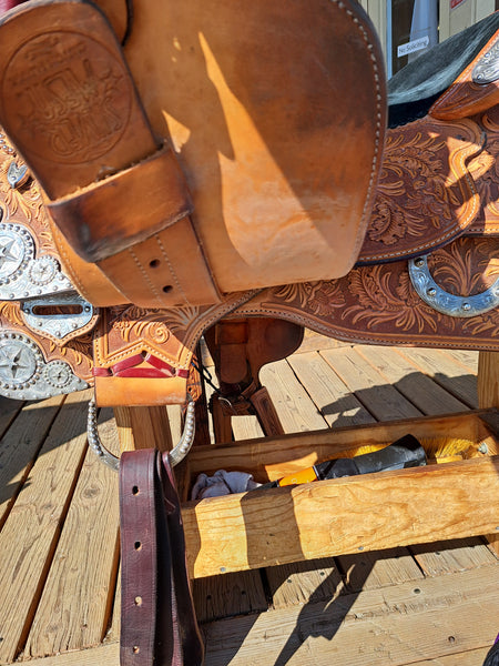 16" Silver Mesa Western Equitation Saddle