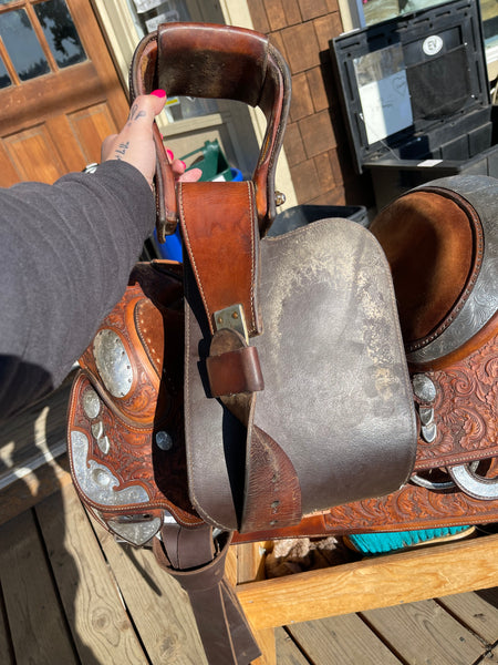 16” Blue Ribbon Show Saddle