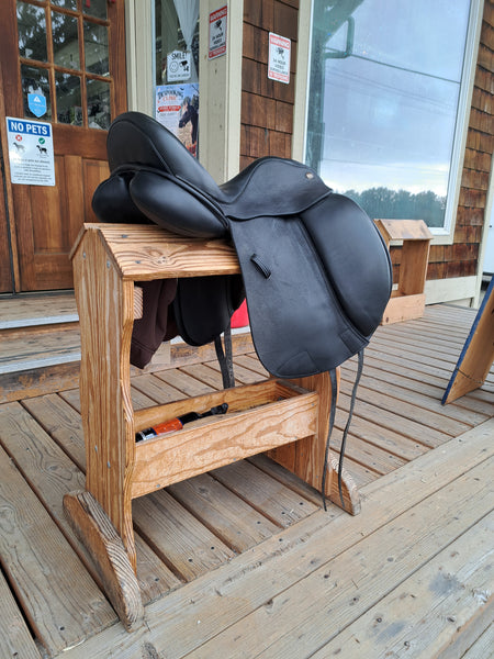 17.5" NSC Conniasseur Dressage Saddle