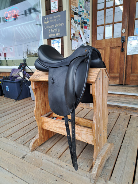 17.5" NSC Conniasseur Dressage Saddle