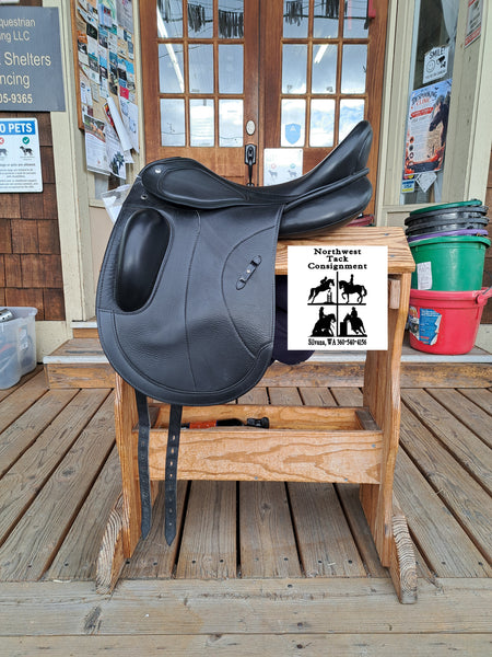 17" Passier & Sohns Grand Prix Special Dessage Saddle