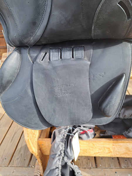 17" ErrePlus GDA Jumping Saddle