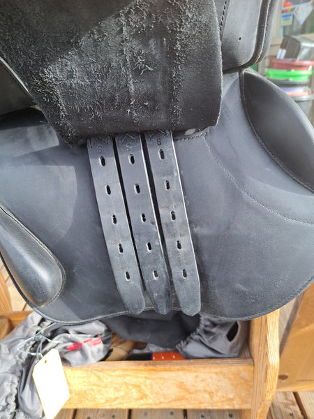 17" ErrePlus GDA Jumping Saddle