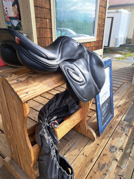 17" ErrePlus GDA Jumping Saddle