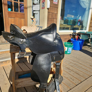 17" King Series Trekker Endurance Saddle