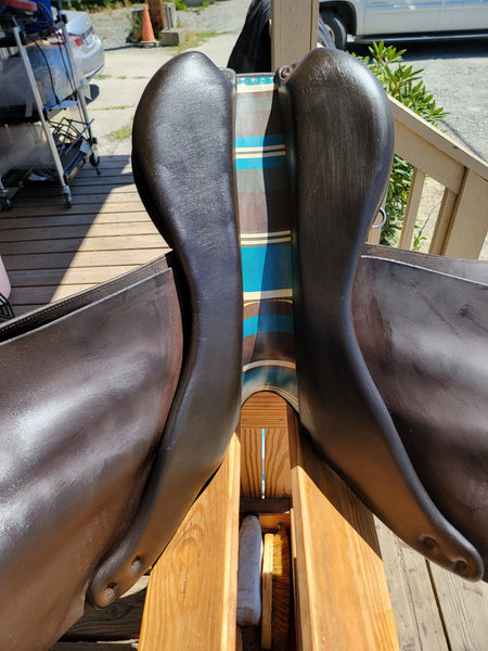 18" Voltaire Palm Beach Jumping Saddle