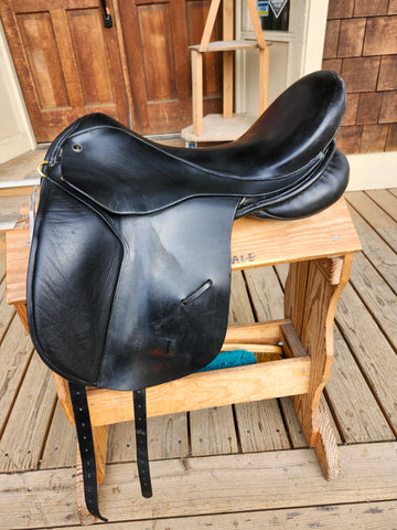 18" JRD dressage saddle