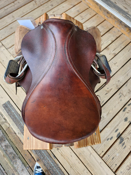 16" Cortina close contact English saddle