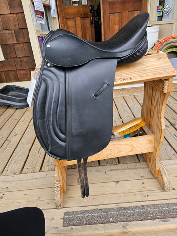 17.5" Custom Dressage Saddle