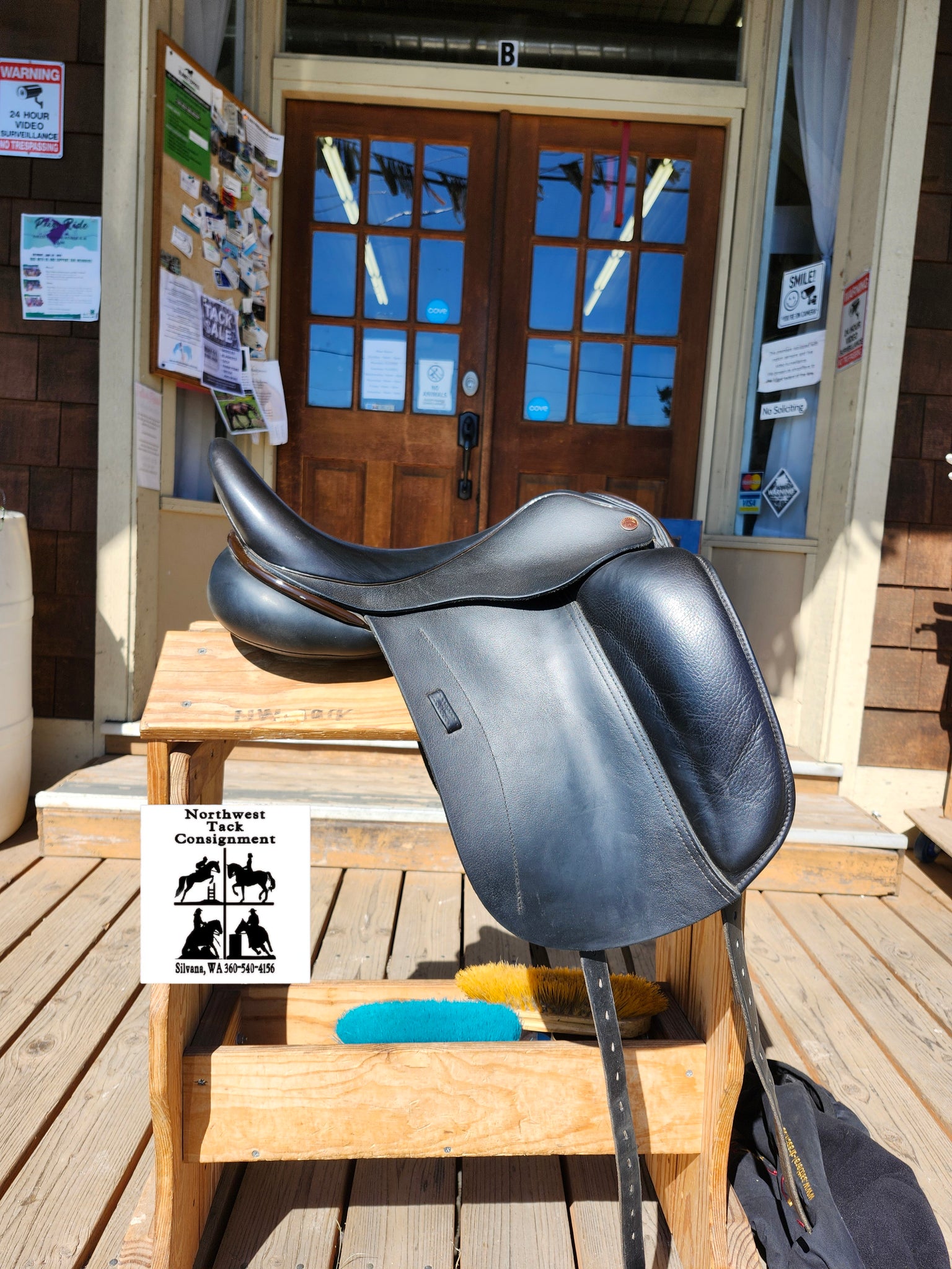 17" Dresch Phoenix Monoflap Dressage Saddle