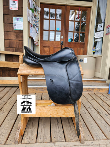 18" Schleese Ostergaard Dressage Saddle