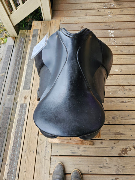 18" Schleese Ostergaard Dressage Saddle