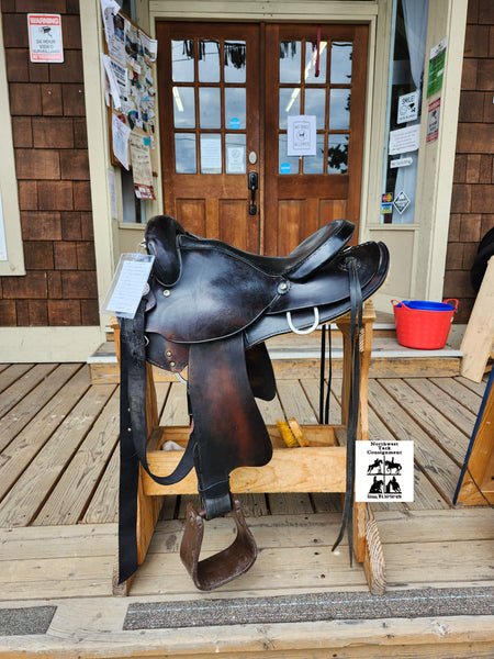 On Trial    16" National Bridle Shop Tennessean Gaited  Endurance Saddle