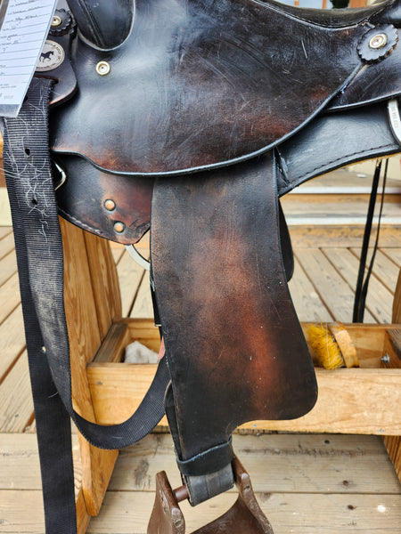 On Trial    16" National Bridle Shop Tennessean Gaited  Endurance Saddle